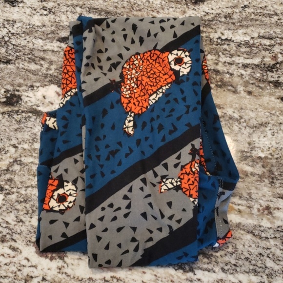 LuLaRoe Other - LuLaRue OS Bird Leggings